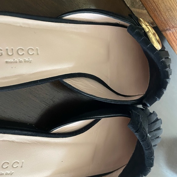 Authentic Gucci shoes - Picture 2 of 5